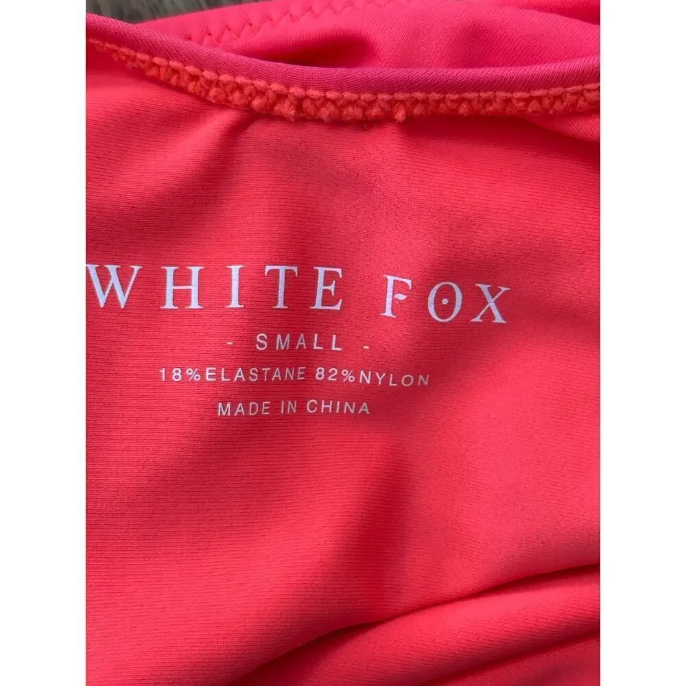 White Fox Women's hot pink Scoop Neck One Piece Swimsuit Size Small